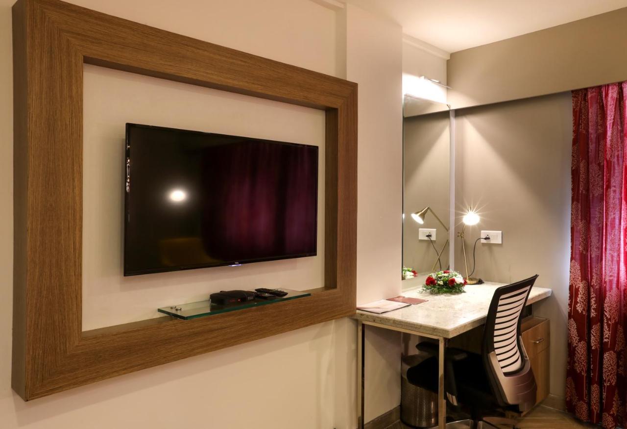 Mango Hill Central Chennai Exterior photo