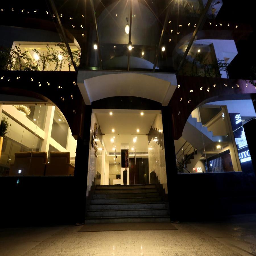 Mango Hill Central Chennai Exterior photo
