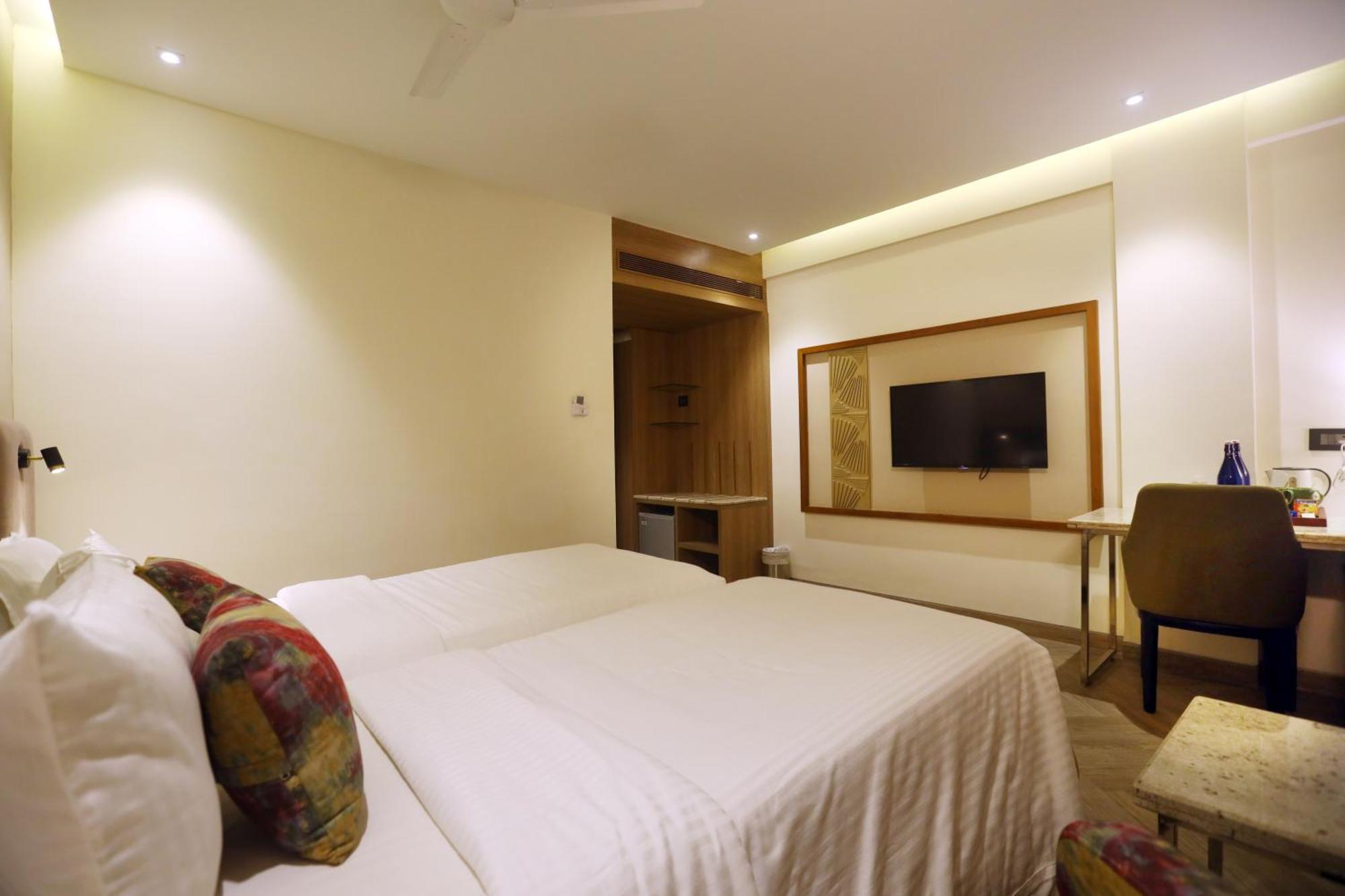 Mango Hill Central Chennai Exterior photo