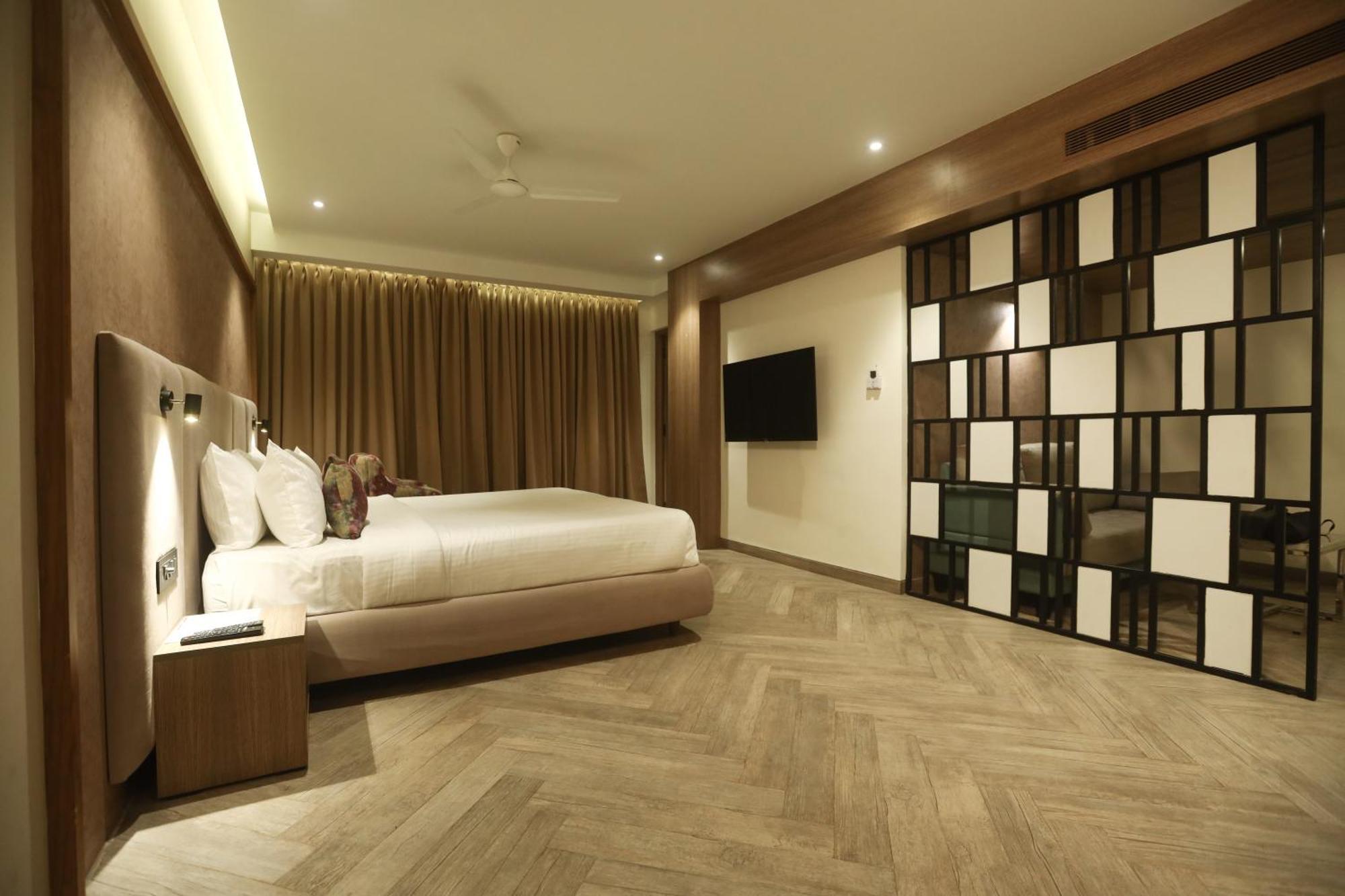 Mango Hill Central Chennai Exterior photo